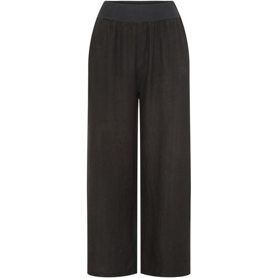 Marta - Anette Bukser - Black