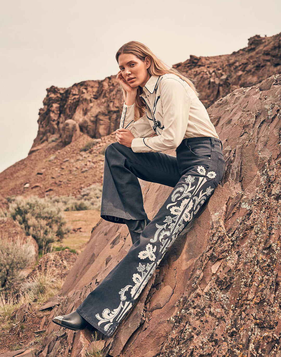 Wrangler - 70s Flare Jeans - Dark navy