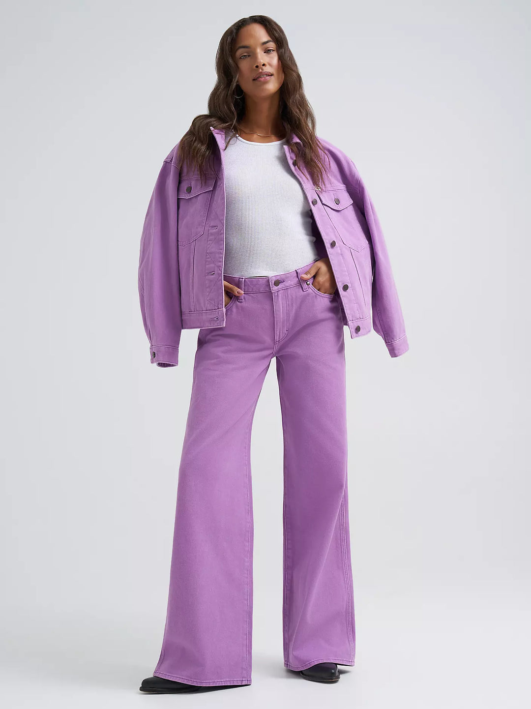 Wrangler - World Wide - Bellflower