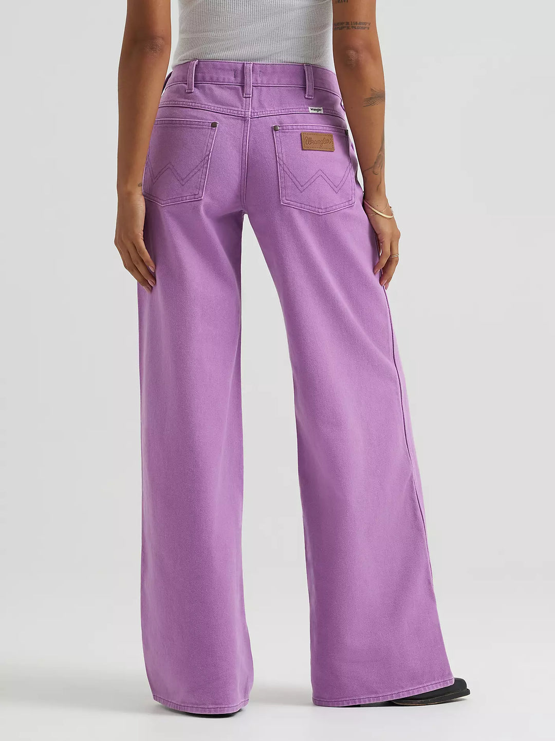 Wrangler - World Wide - Bellflower