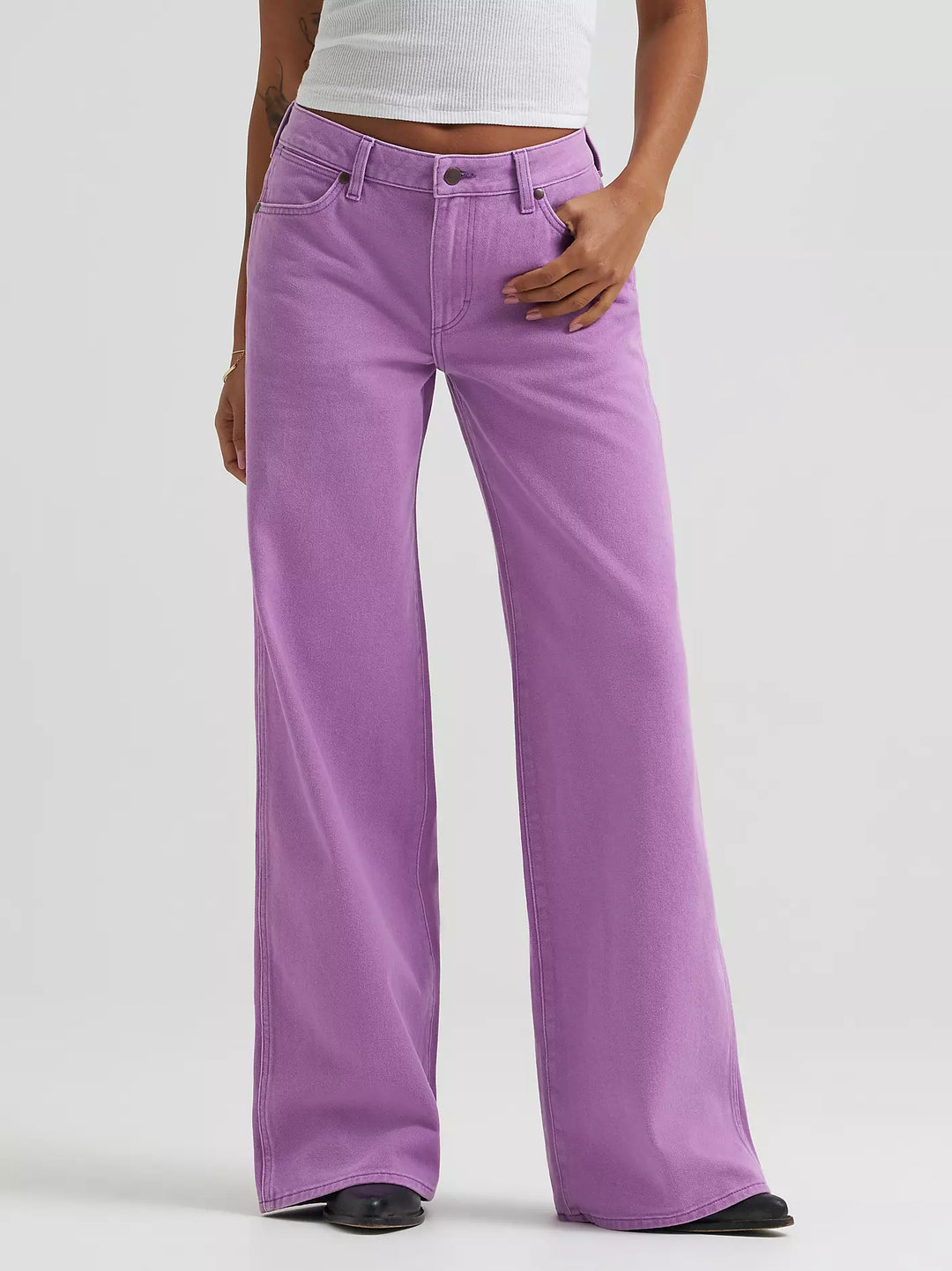 Wrangler - World Wide - Bellflower
