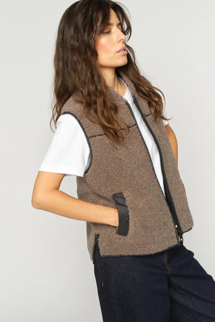 Mos Mosh - Rowe Teddy Vest - Delicioso