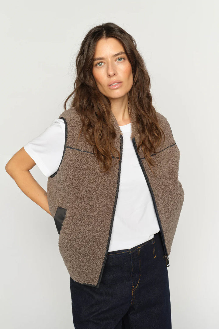 Mos Mosh - Rowe Teddy Vest - Delicioso