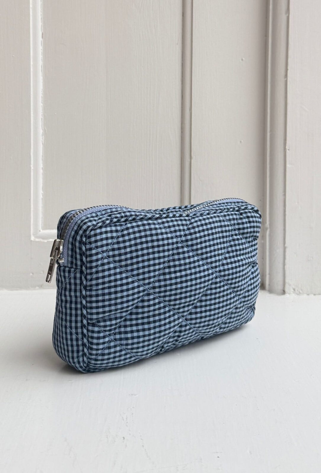 Boii - Simba Small Toilet Bag - Mini Blue Check