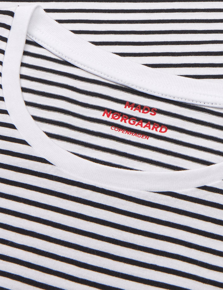 Mads Nørgaard - Fine Jersey Stripe Teasy Tee fav - White/Black