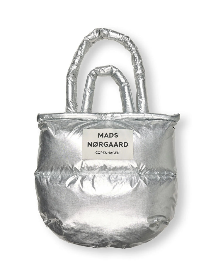 Mads Nørgaard - Metallic Nylon Pillow Taske - Silver