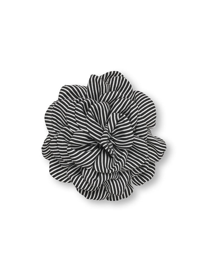 Mads Nørgaard - Rose Brooch