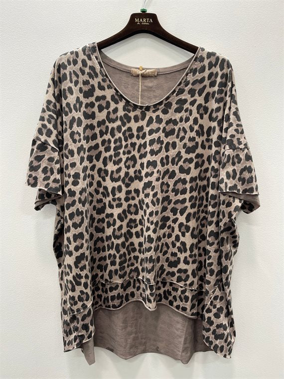 Marta - Harper T-shirt - Beige Leo - Onesize