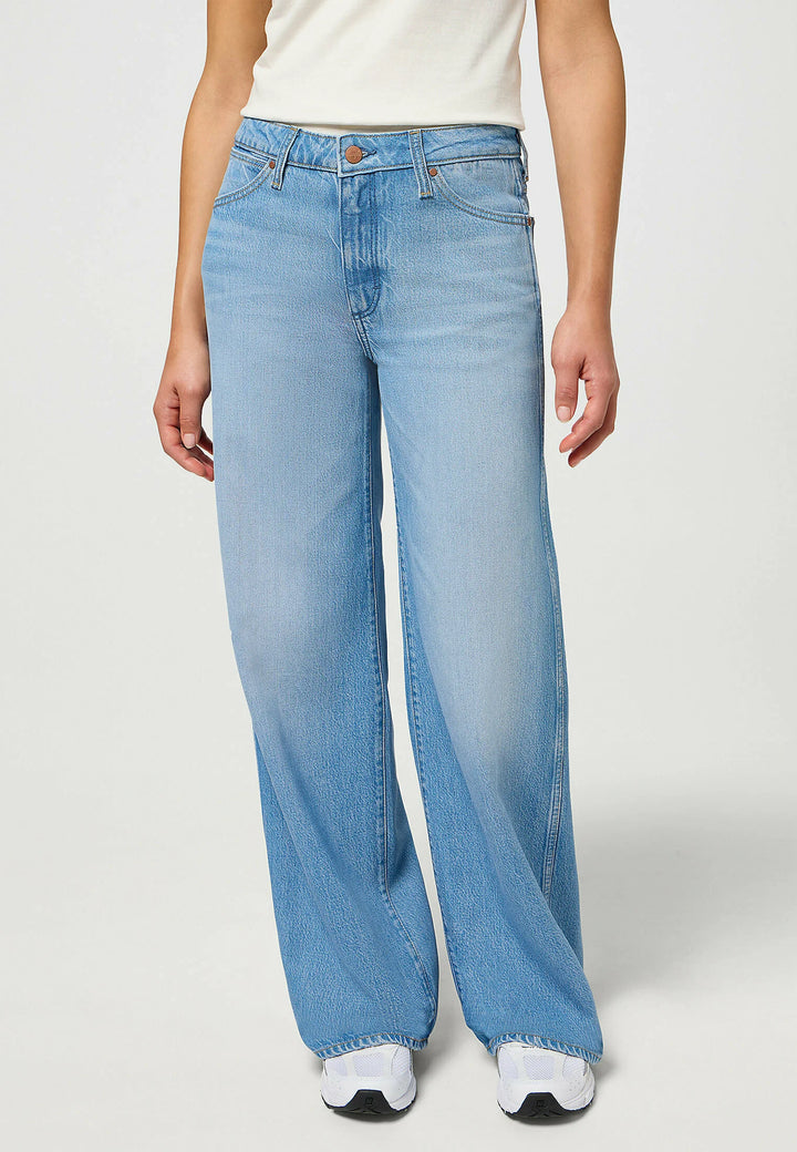 Wrangler - worldwide - Betty Blue