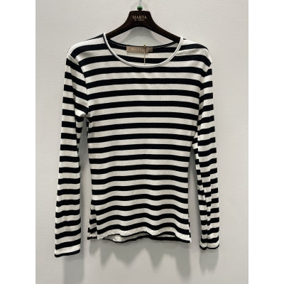 Marta - Begonia LS tee - Black