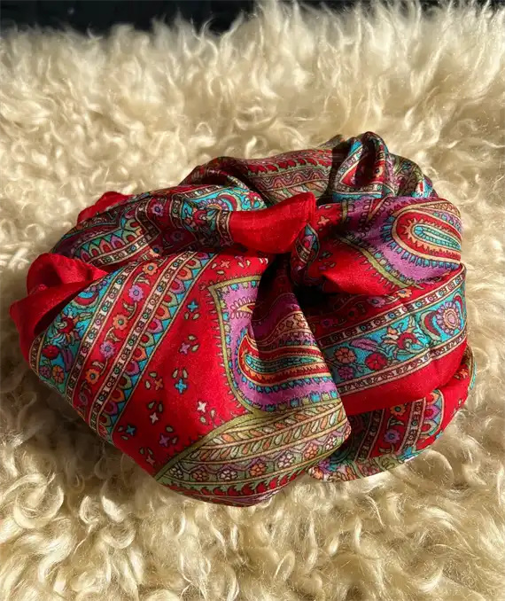 Wauw - Paisley silke tørklæde - Red - One size