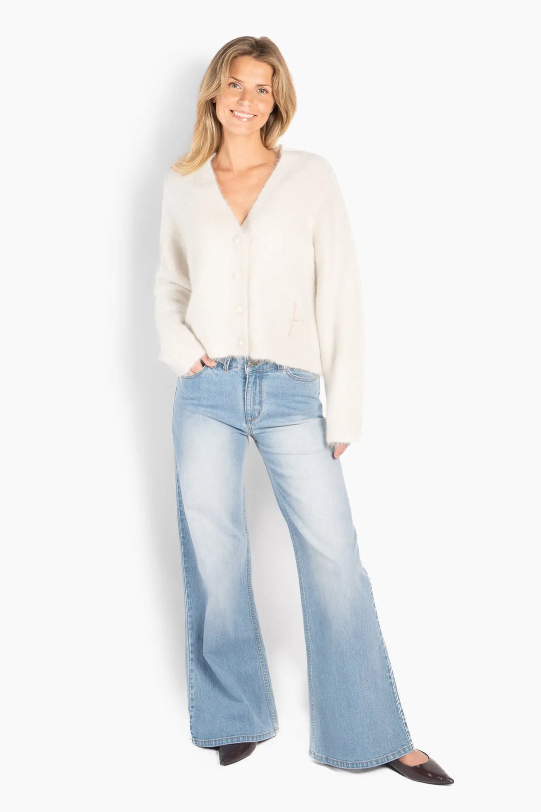 Hést - Pernille Short Cardigan - White Alyssum