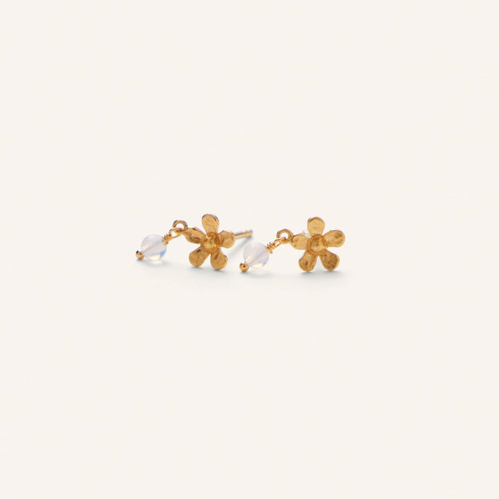 Pernille Corydon - Moonstone Poppy Ørestikker - Guld - 14mm