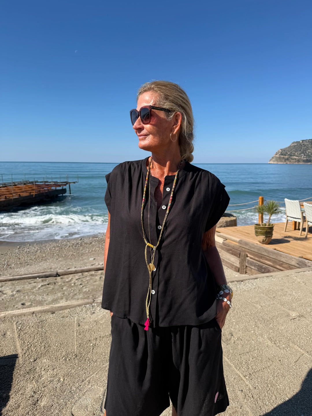 Wow - Seashell Blouse - Black
