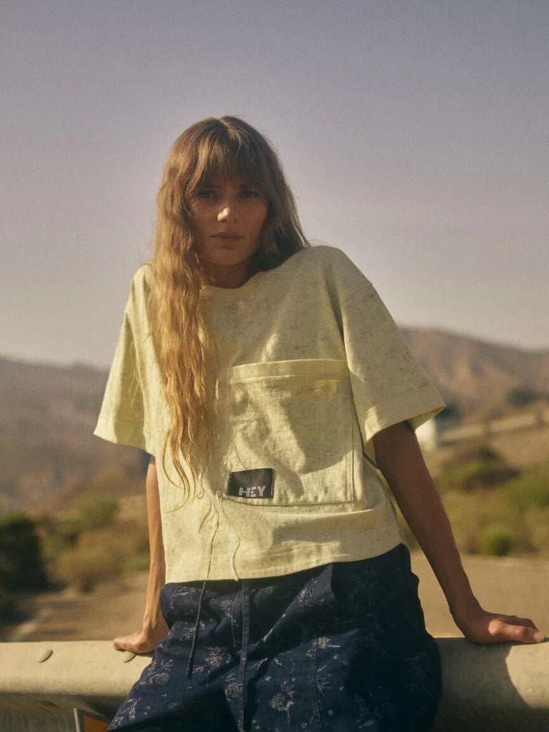 Heyanno - Artist Lounge Tee - Chardonnay