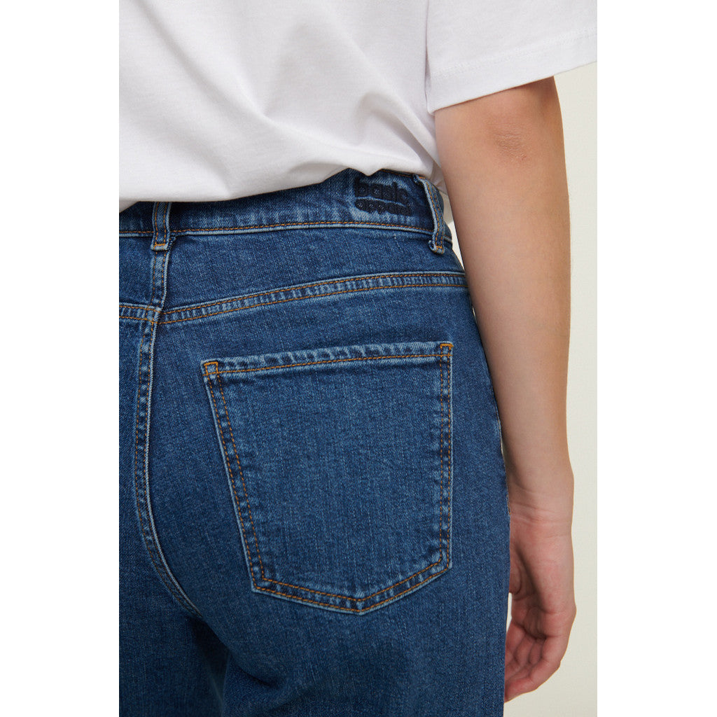 Basic Apparel - Ea Jeans -  Mid Blue