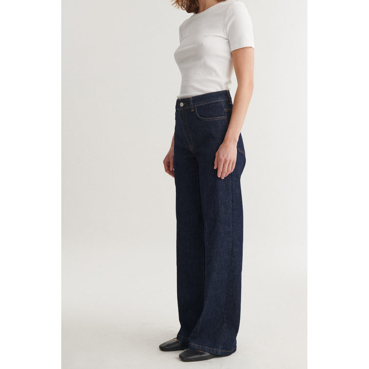 Basic Apparel - Enya Jeans -  Rinse Wash - Raw Denim