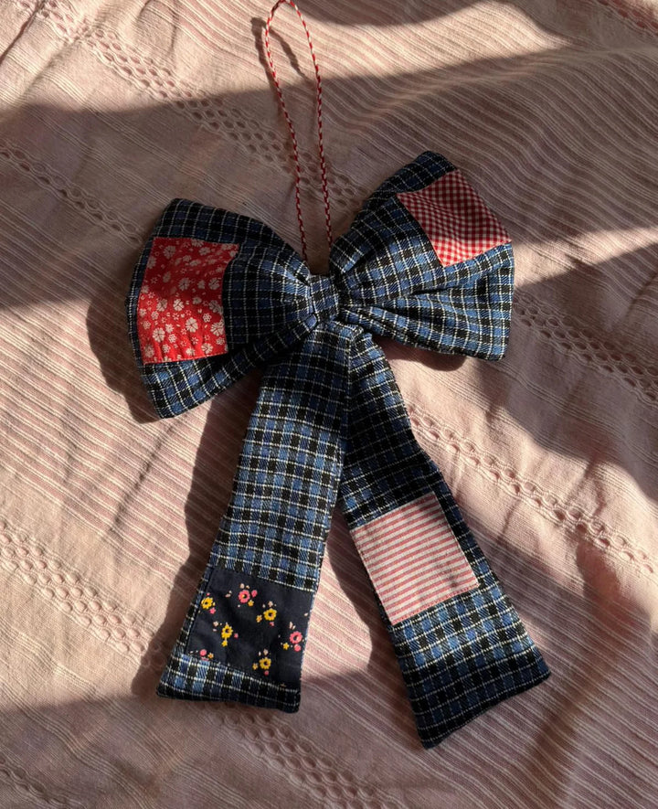 Sissel Edelbo - Large Bow - Blue Checks