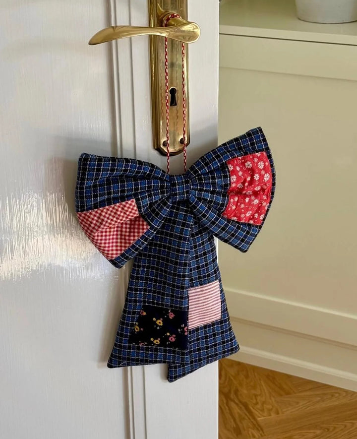 Sissel Edelbo - Large Bow - Blue Checks