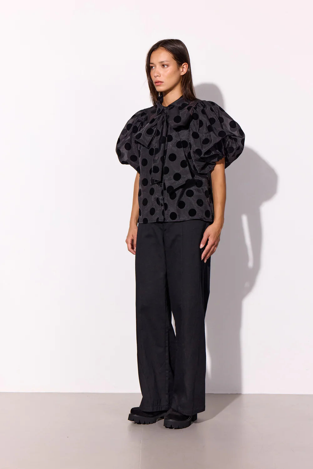 Hunkøn - Bobby Blouse - Black w/dots
