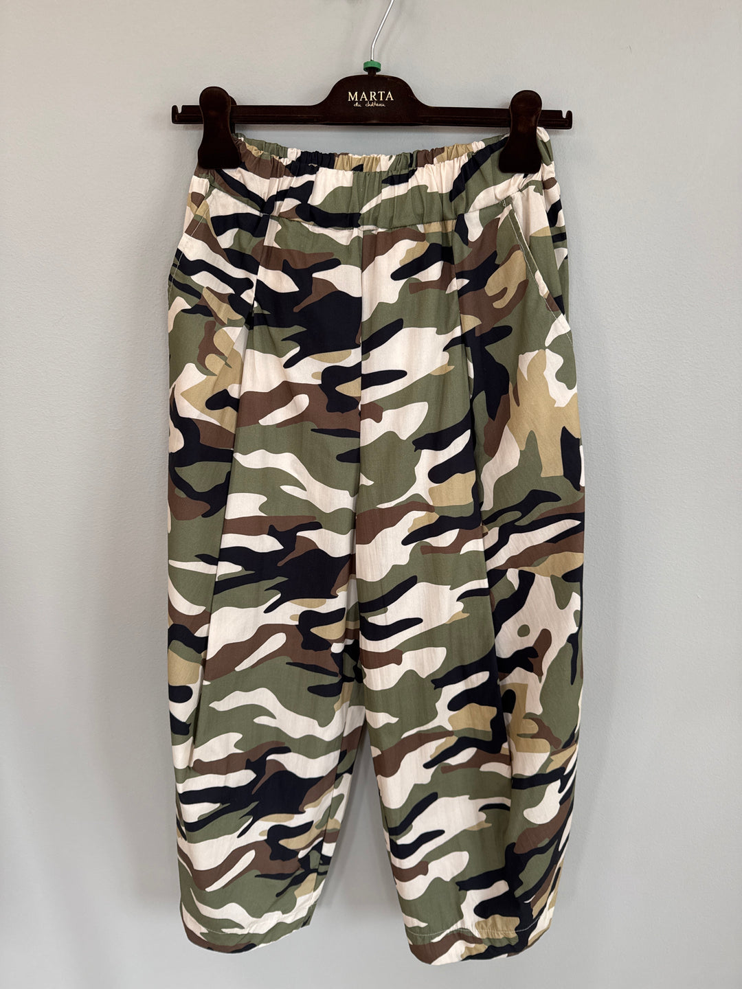 Marta - Adorina Busker - Camoflage