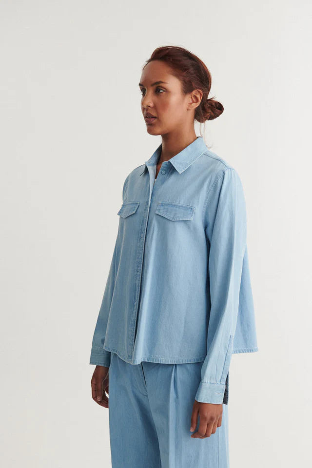 Basic Apparel - Cody shirt - Light wash