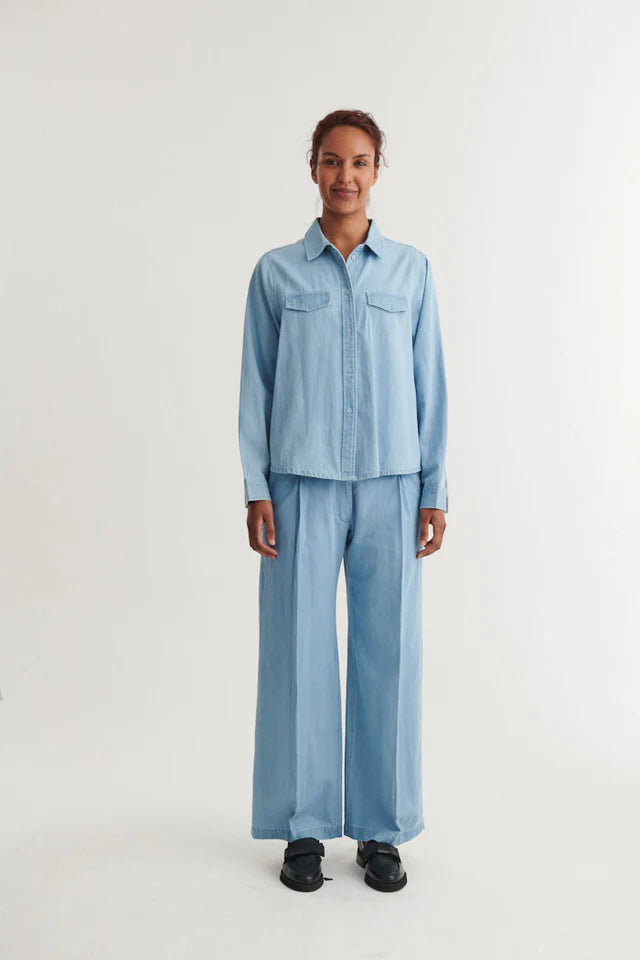 Basic Apparel - Cody shirt - Light wash