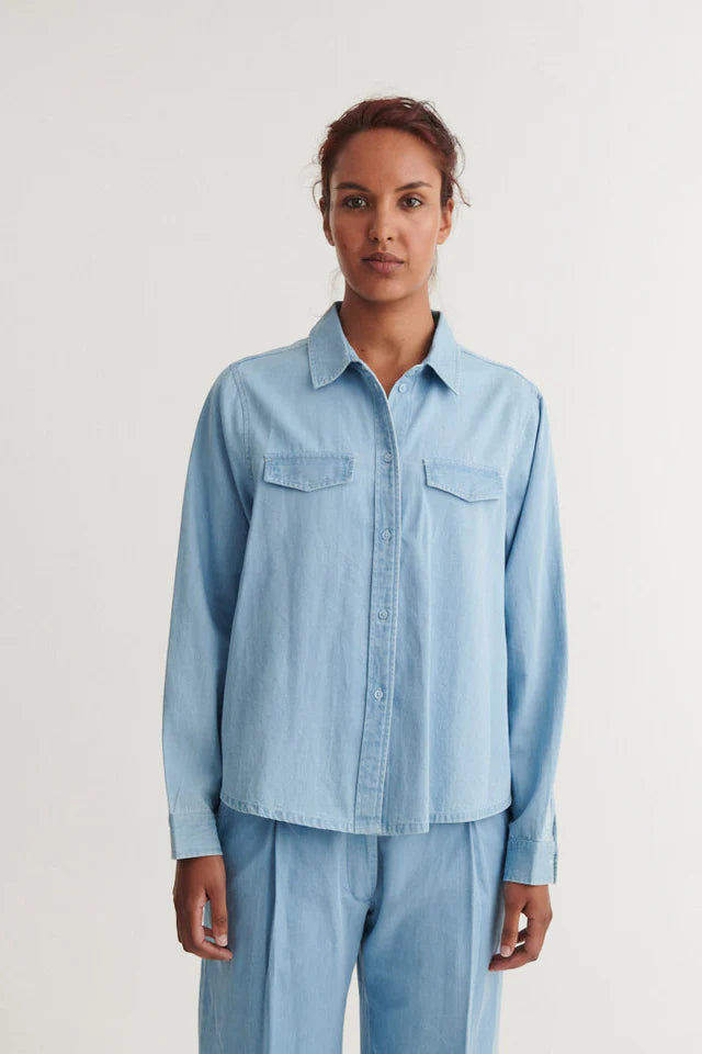 Basic Apparel - Cody shirt - Light wash