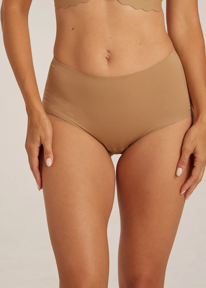 FemiFemme - Invisible Highwaist Maxi Trusser - Skin