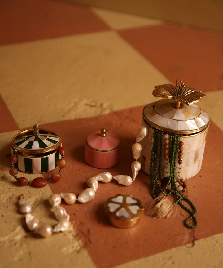Doing Goods - Hailey Hibiscus Circus Box - Large - Pearly