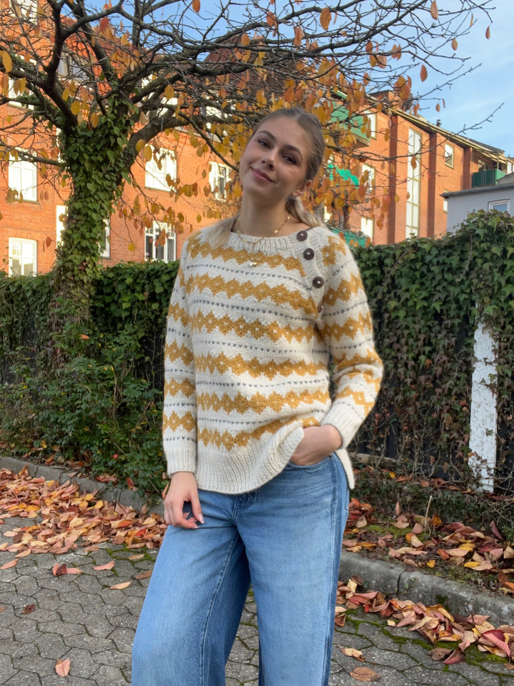 Chola - Knitted Sweater - Yellow Pattern