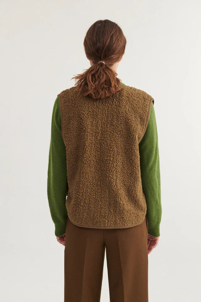 Basic Apparel - Ida Vest - Capers Green