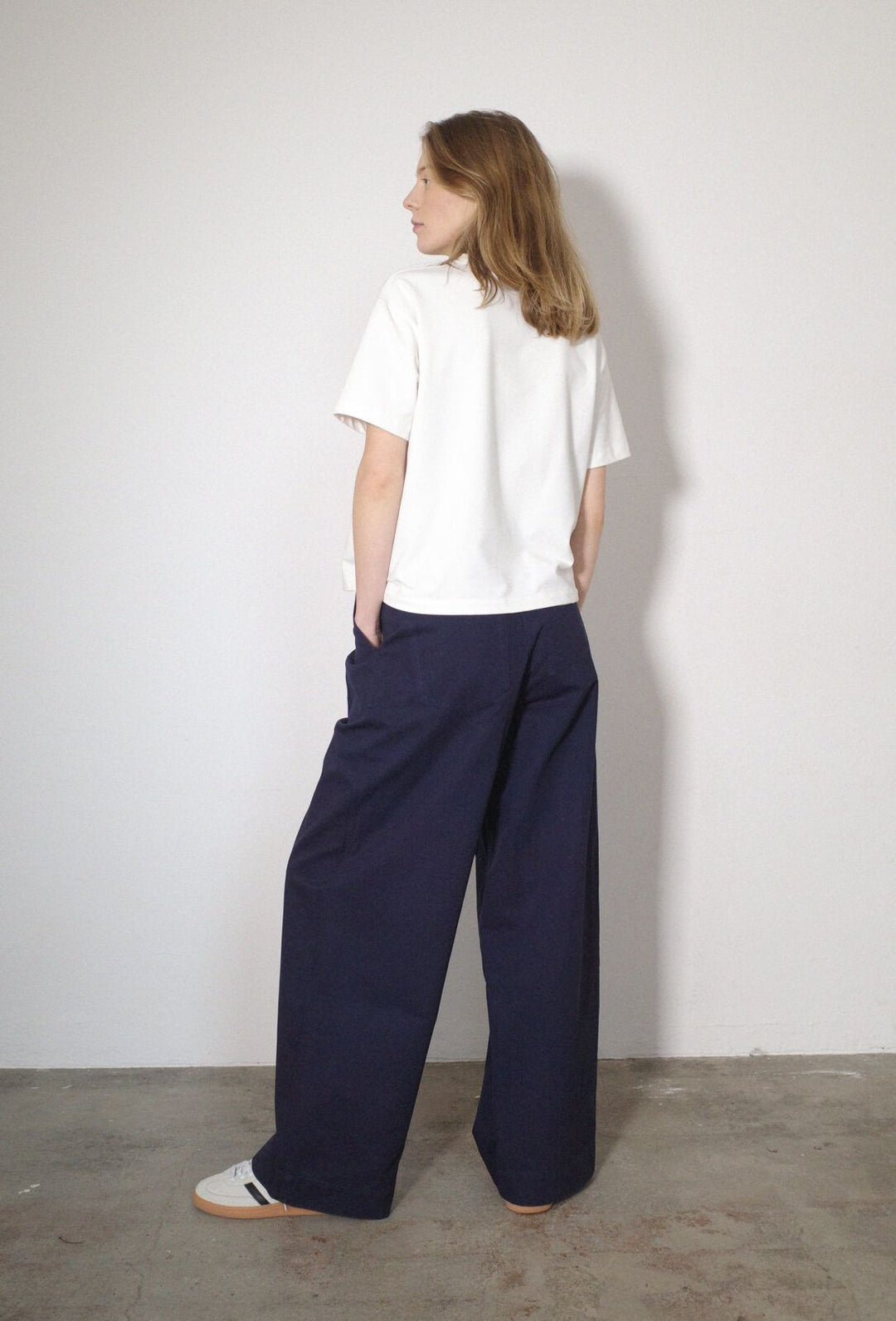 Boii - Julie Bukser - Navy