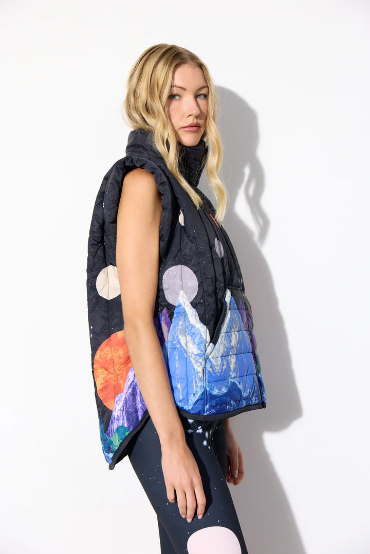 Hunkøn - Justice Short Vest - Outer Space Art Print