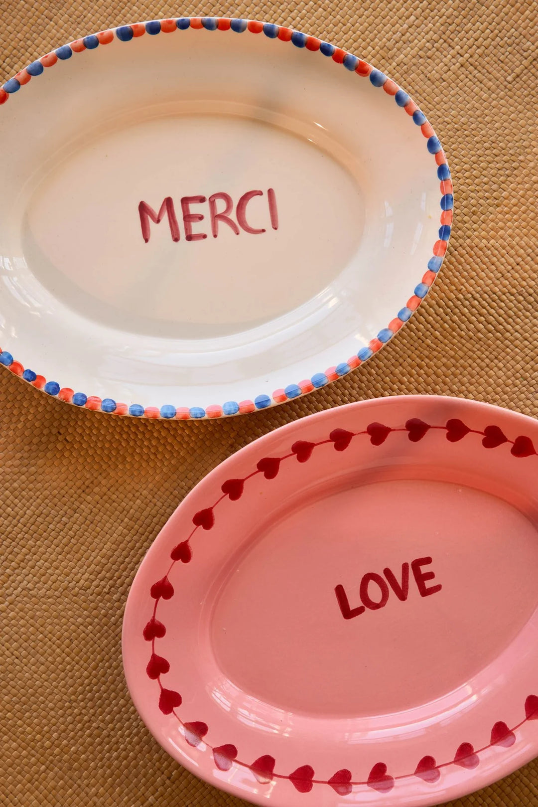 Rice - Mellem Keramik Serveringsfad - Off White - Hand-painted MERCI