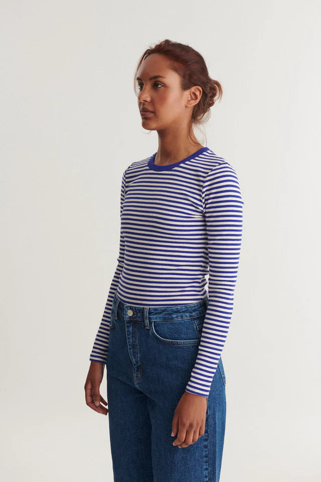 Basic Apparel - Ludmilla LS Tee - Sodalite Blue/Whisper White