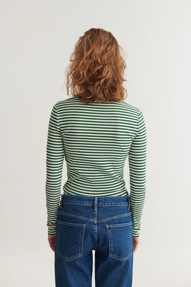 Basic Apparel - Ludmilla LS Tee - Abundant Green/Whisper White