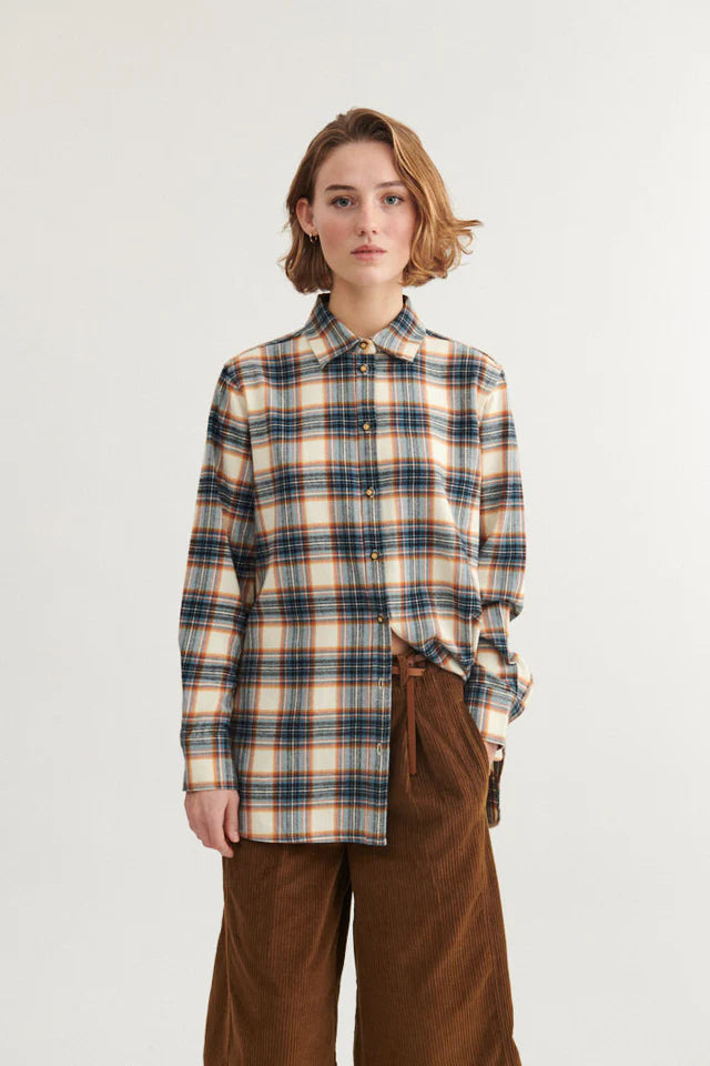 Basic Apparel - Lula Oversized Shirt - Copen Blue/Birch