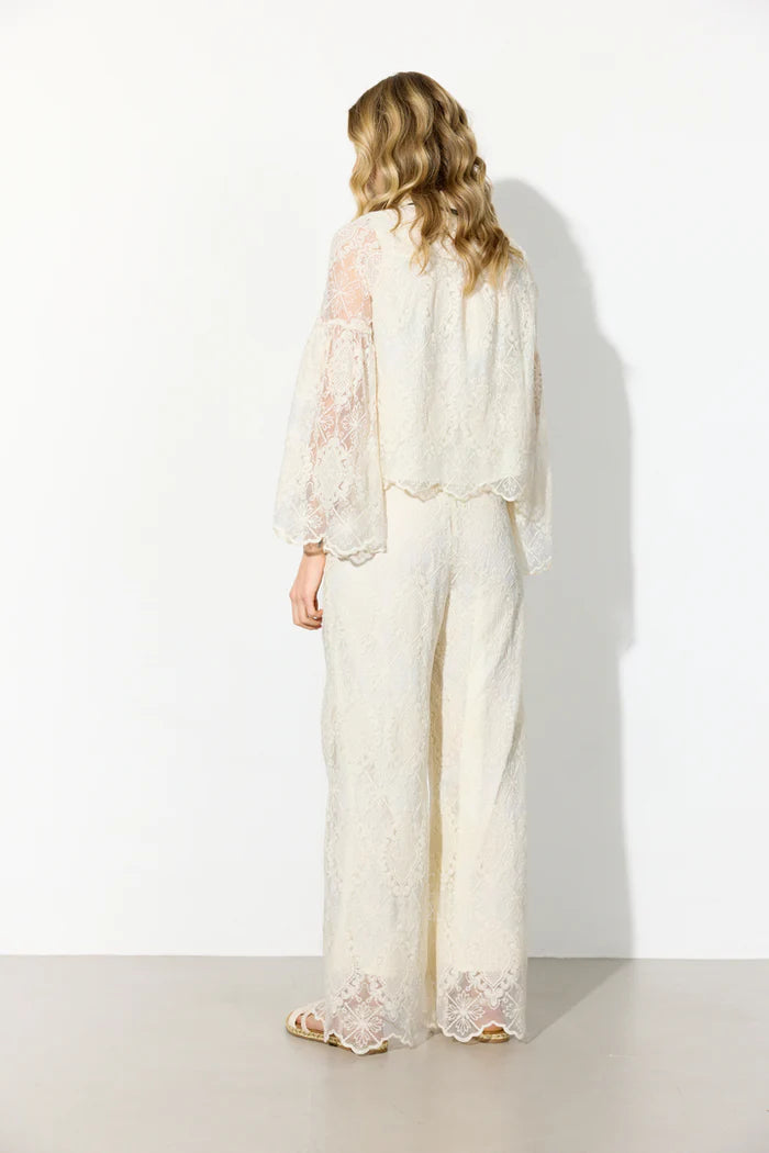 Female - Lulu Lace Shirt - Cream Lace