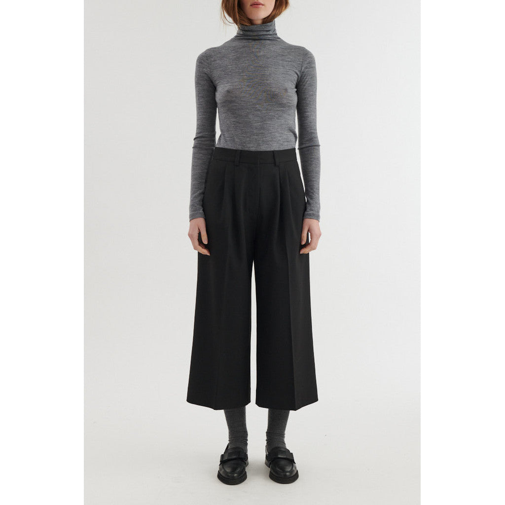 Basic Apparel - Marjo Cropped Bukser - Black