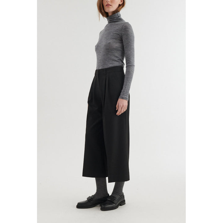 Basic Apparel - Marjo Cropped Bukser - Black