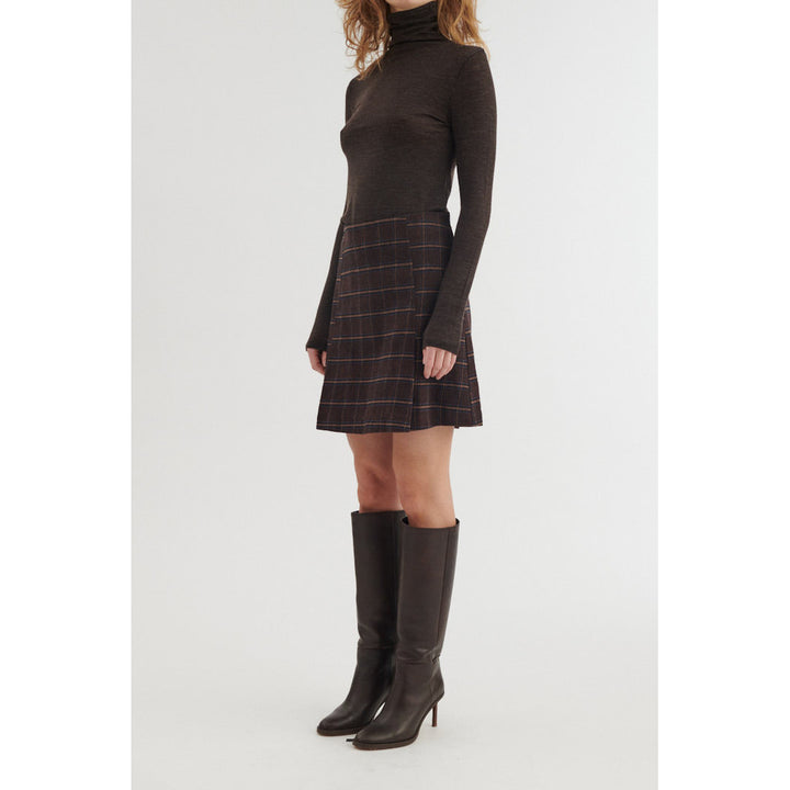 Basic Apparel - Misa Pleat Nederdel - Chicory Coffee