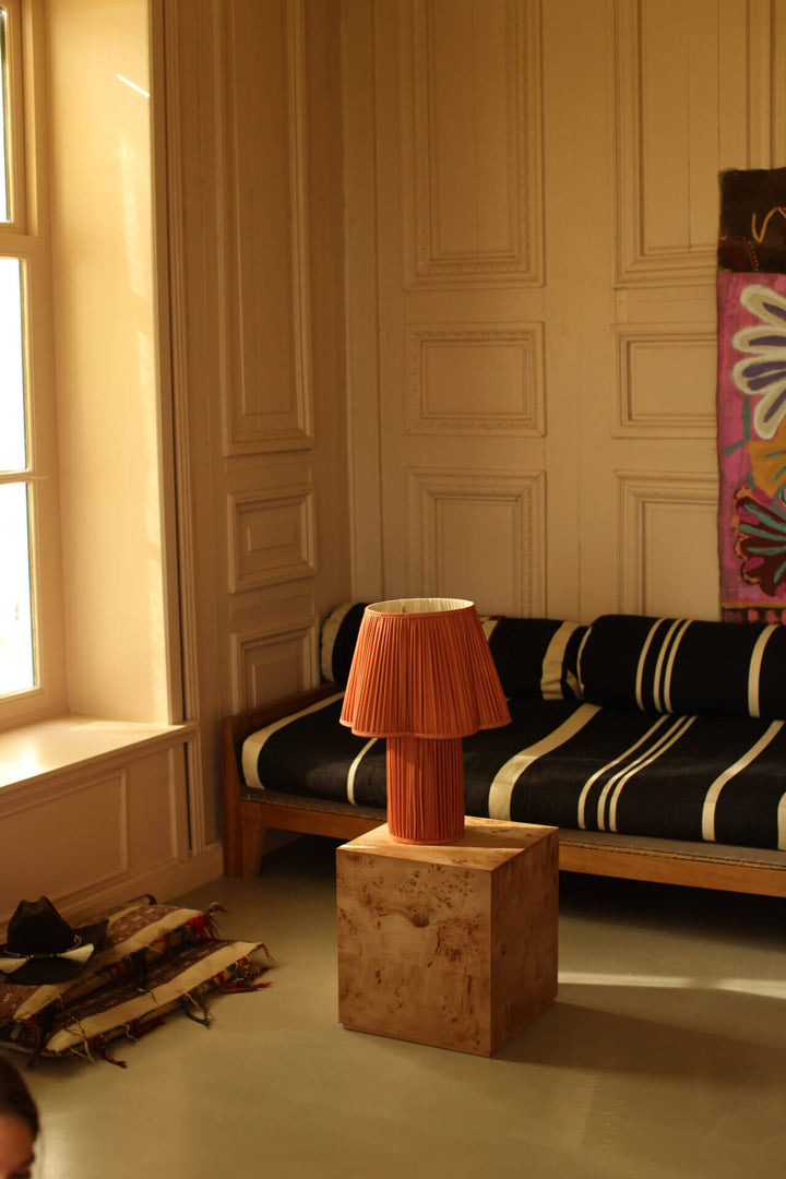 Doing Goods - Myra Lamp Large Silk - Bronze