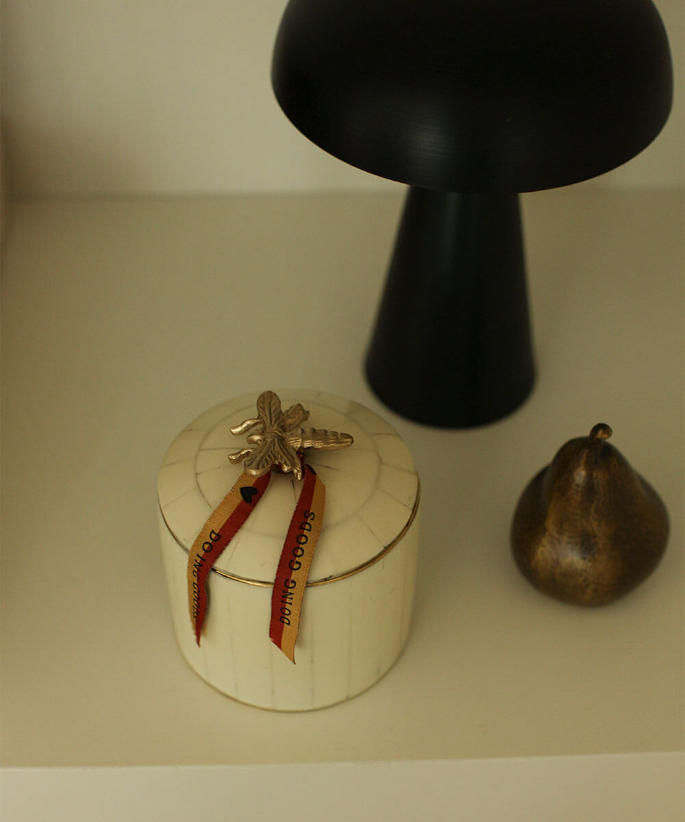 Doing Goods -  Queen Bee Circus Box Stor - Hvid