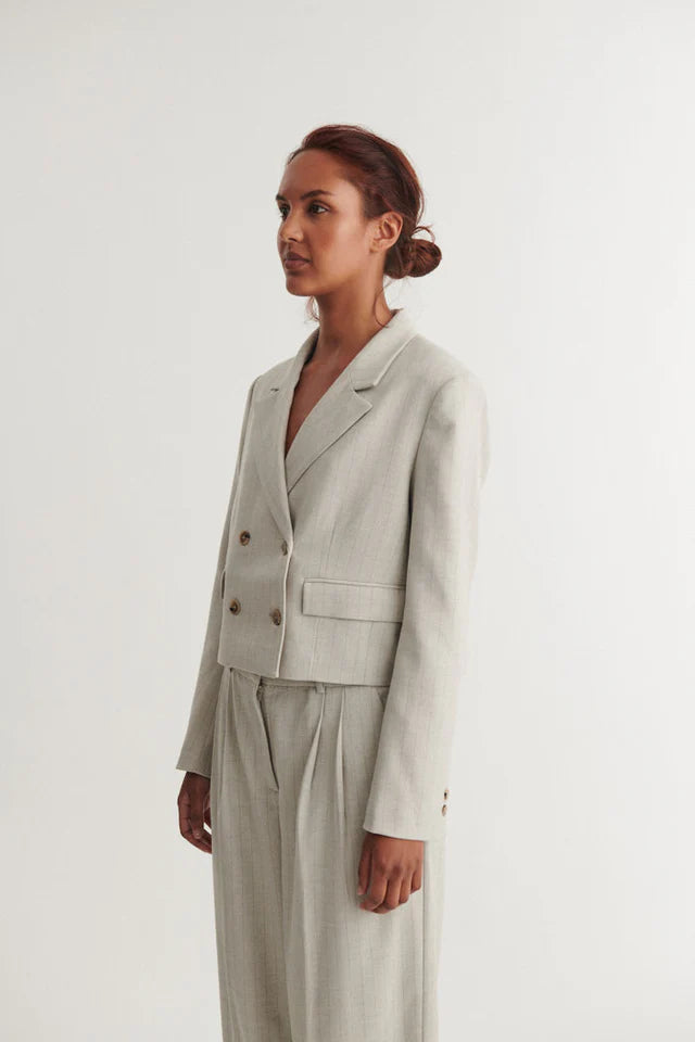 Basic Apparel - Radi Kort Jakke - Chincilla