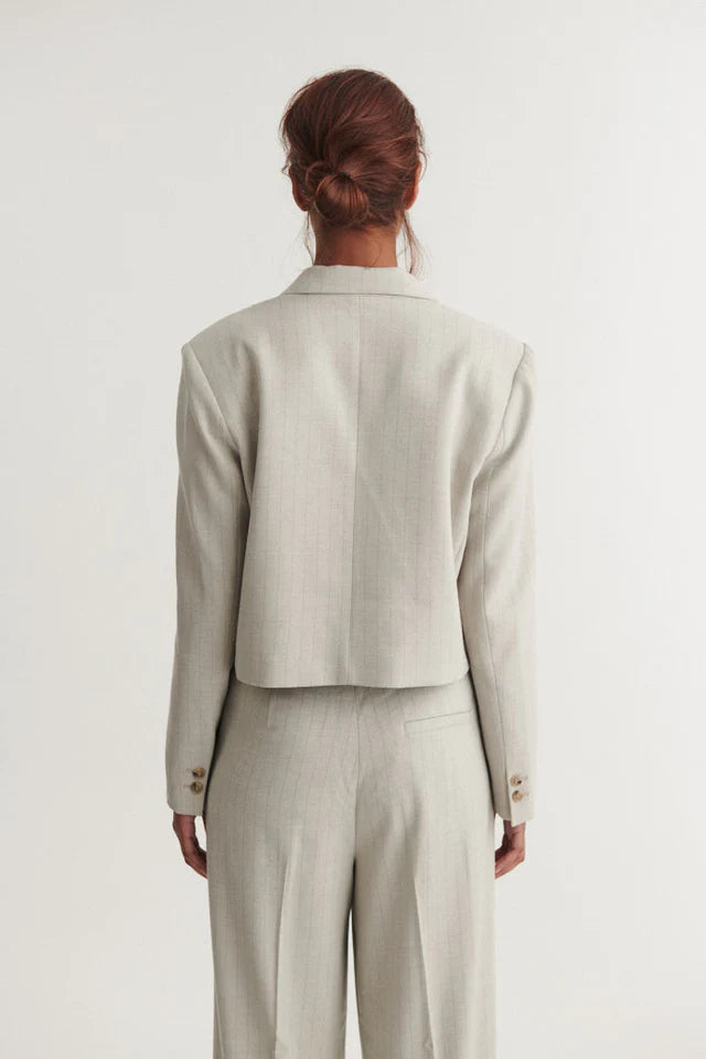 Basic Apparel - Radi Kort Jakke - Chincilla