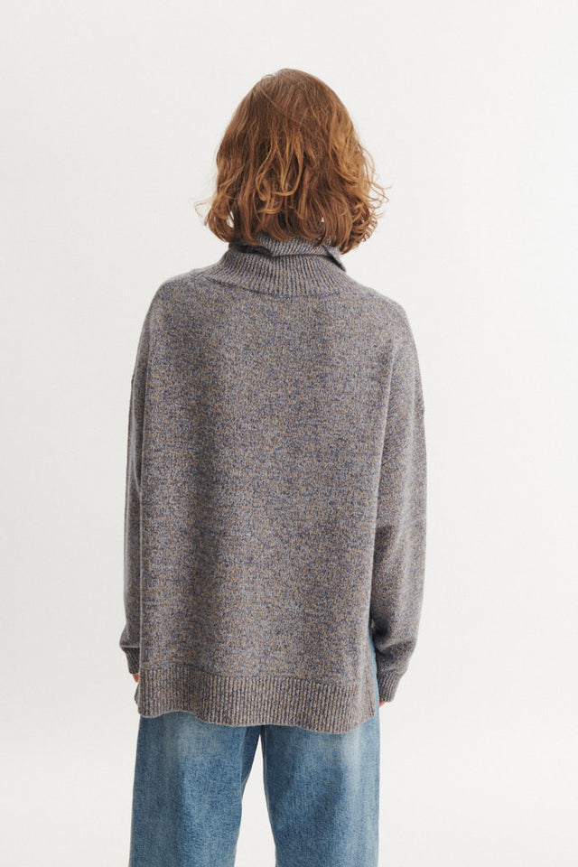 Basic Apparel - Randi T-Neck - Portabella/Poppy Seed
