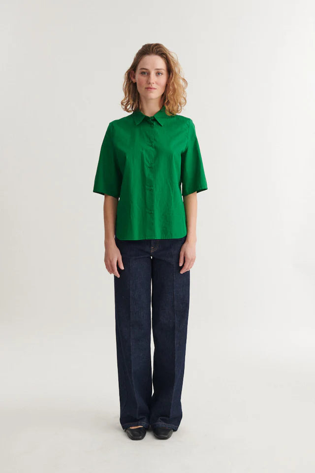 Basic Apparel - Silje SS shirt - Abundant green