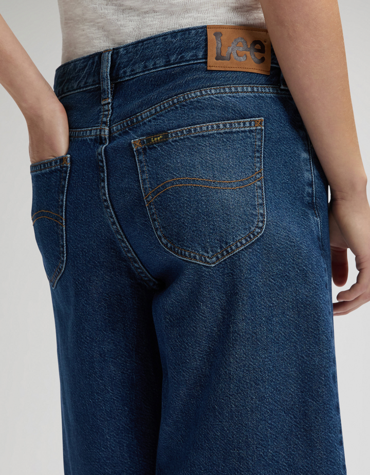 Lee - Drapey Jort - Overt Wash