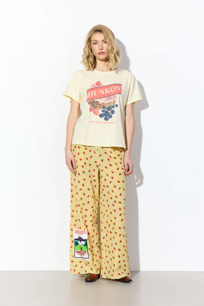 Hunkøn - Sweet treet T-shirt - Light yellow